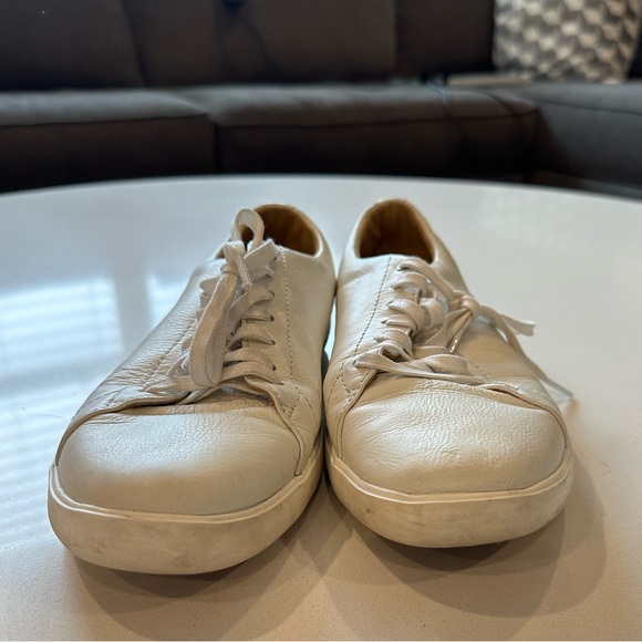 Cole Haan Zerogrand Sneaker in White - Picture 2 of 5